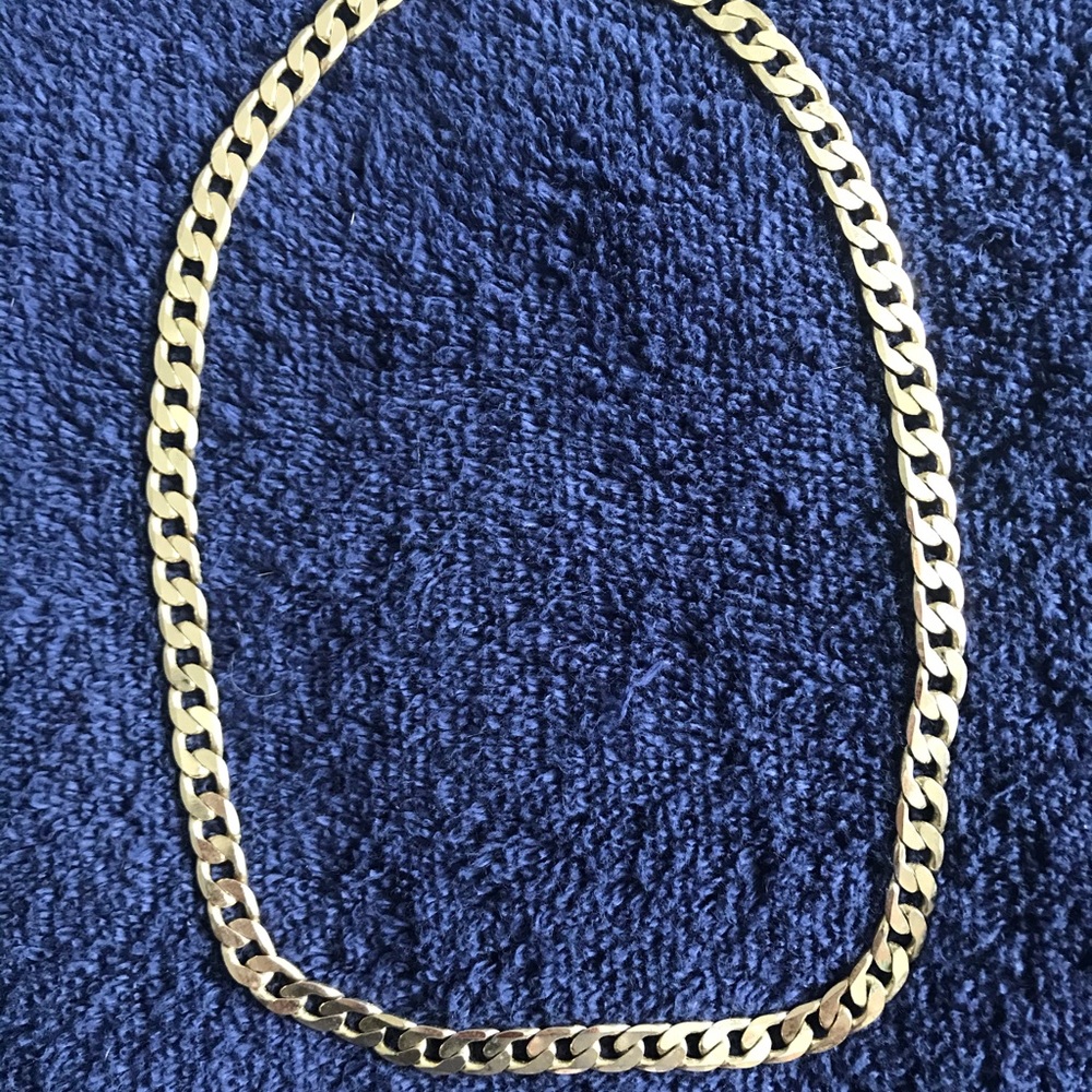 Hefty 18” Goldtone Necklace